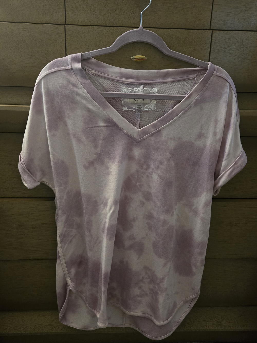 Cupio Lavender Tie-Dye V-Neck Short Sleeve Top